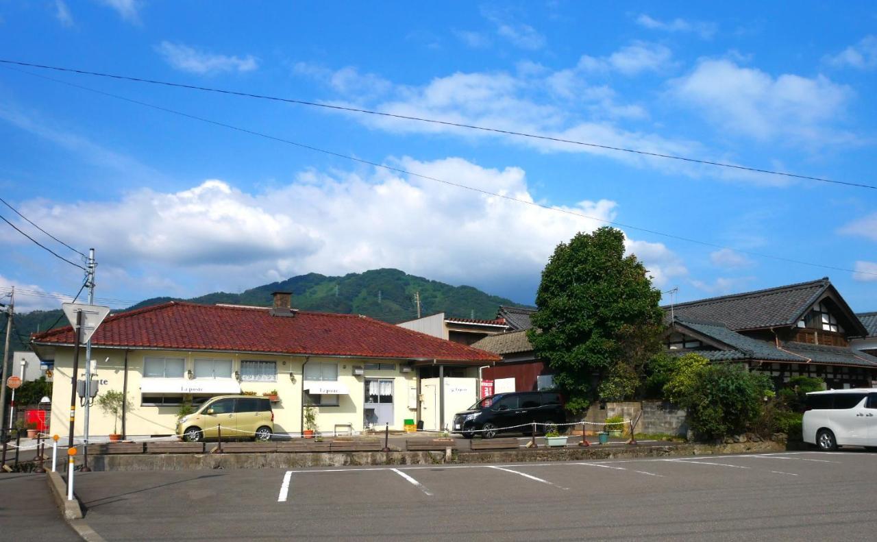 駅前宿舎 禪 Shared House Zen Ейхейджі  Екстер'єр фото